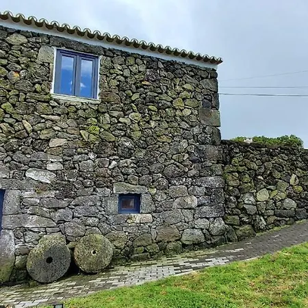 Ti Choa - Casa Da Praca * Angra do Heroísmo