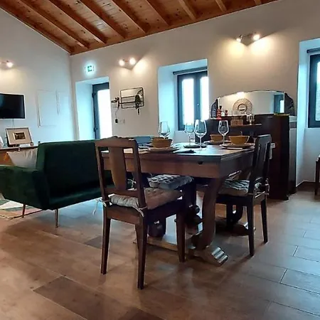 Ti Choa - Casa Da Praca * Angra do Heroísmo