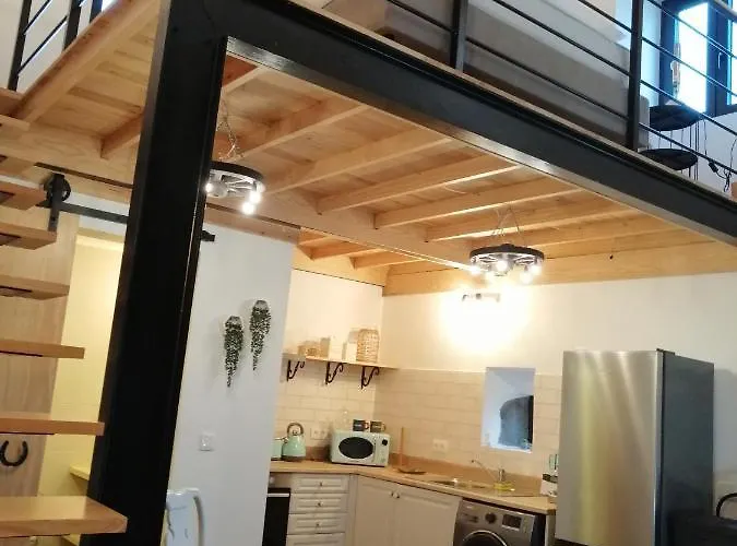 Ti Choa - Casa Da Praca Angra do Heroísmo